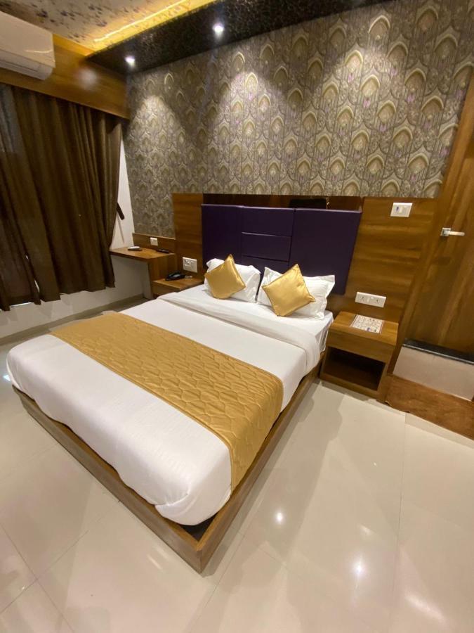 Hotel Bkc Crown - Near Trade Centre, Visa Consulate 孟买 外观 照片