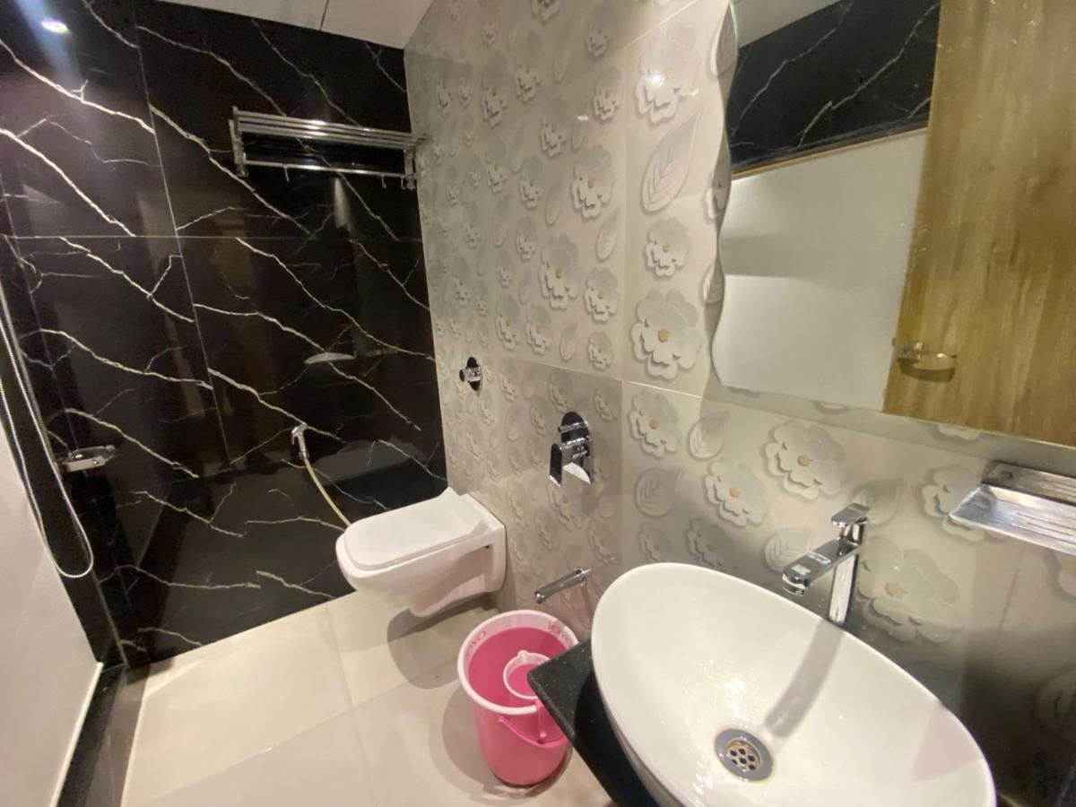 Hotel Bkc Crown - Near Trade Centre, Visa Consulate 孟买 外观 照片