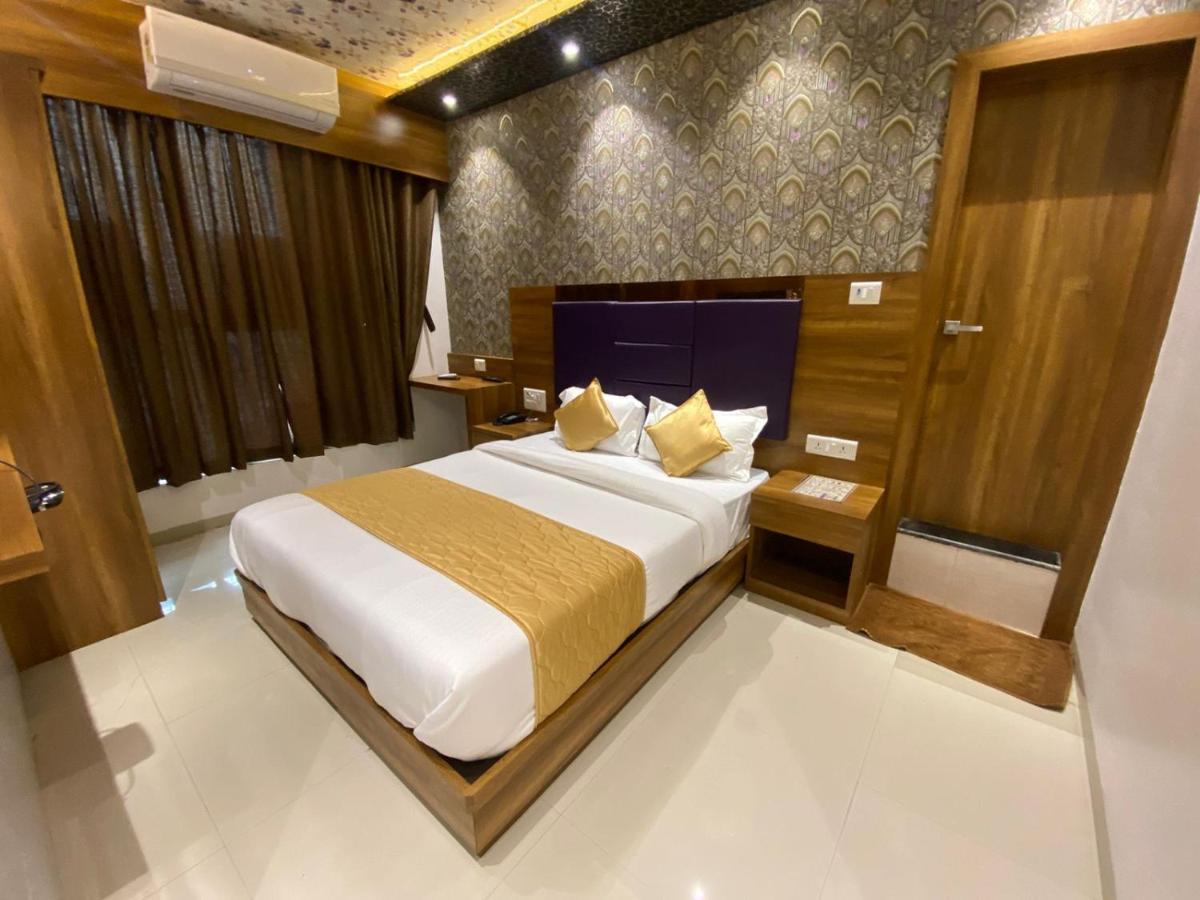 Hotel Bkc Crown - Near Trade Centre, Visa Consulate 孟买 外观 照片